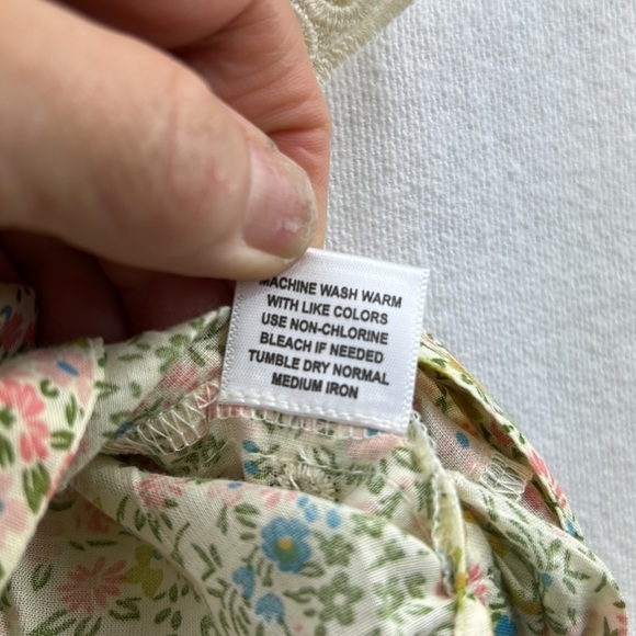 Jennifer & Grace Teacup Liberty Floral Faux Wrap Tie Crop Top SZ M Spring NEW - Picture 9 of 9